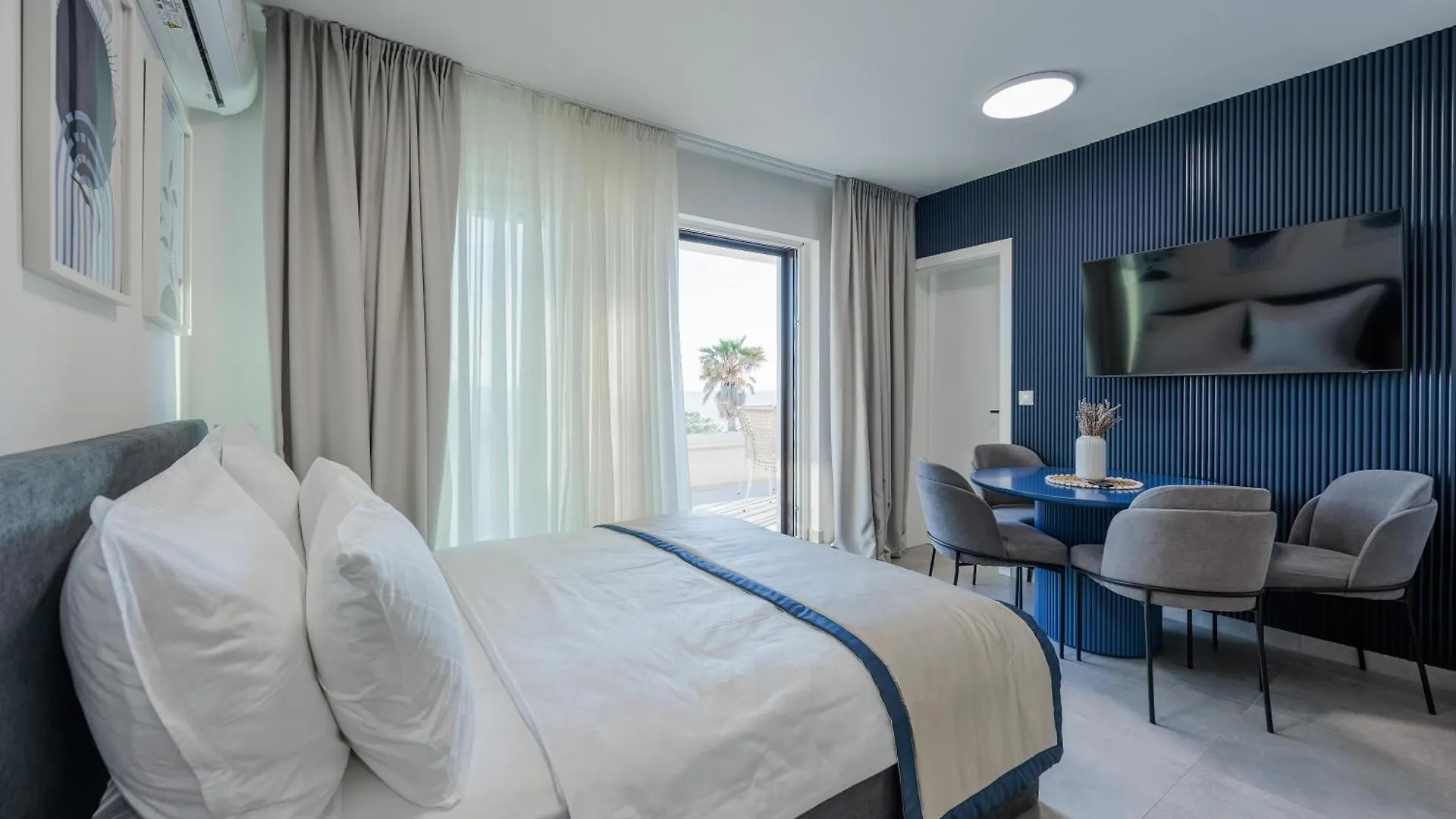 Apartments Dernaj Vir