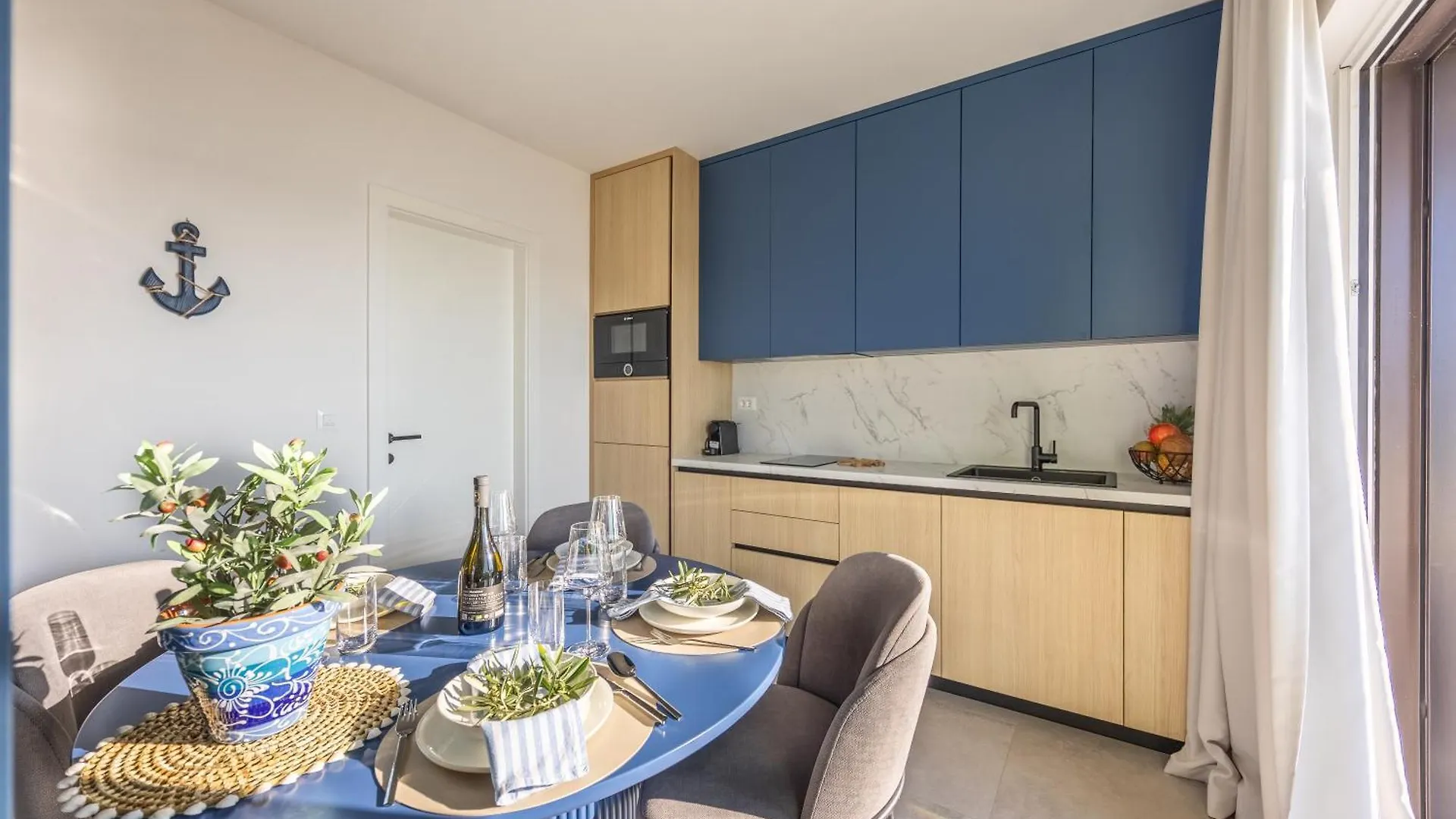 Apartments Dernaj Vir