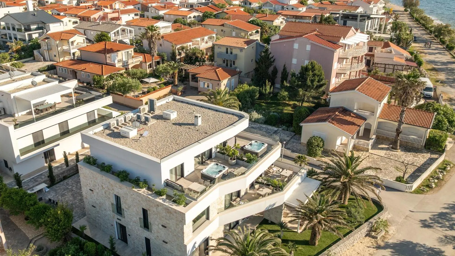 Apartments Dernaj Vir